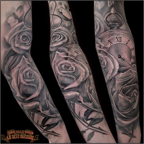 studio-tattoo-paris-bete-humaine-tatouage-rose