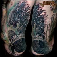 Alien tattoo: an ink with acid touch