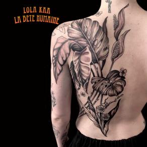 Monstera deliciosa tatouée par Lola Kaa