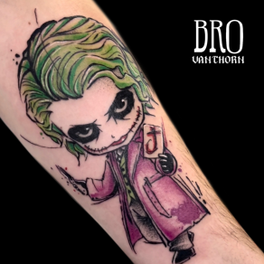 Bro Vanthorn, tatoueur à Paris - Flash mignon en couleurs du Joker, ennemi de Batman