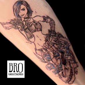 Bro Vanthorn, tatoueur à Paris - Tatouage inspiré de Jinx du jeu League of Legends