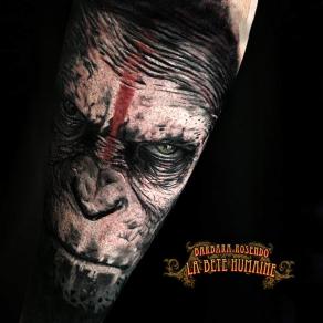 meilleure-tatoueuse-paris-barbara-rosendo-tatouage-tattoo-cesar-planete-singes