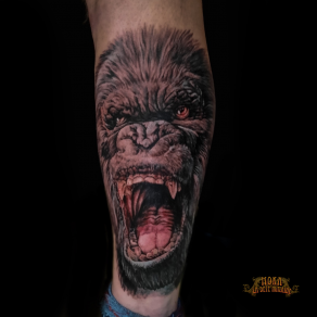 moka-tatoueur-paris-realiste-style-realisme-tatouage-tattoo-king-kong