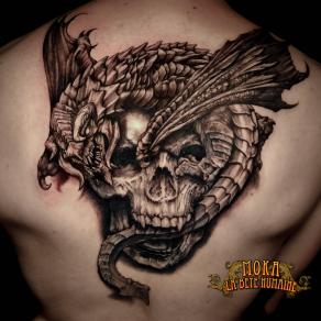 6-moka-tatoueur-paris-realiste-style-realisme-tatouage-tattoo-dragon-crane
