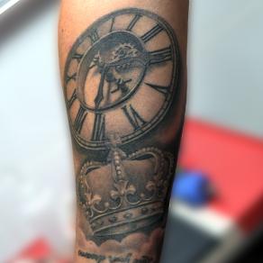 Moka_guest_tattoo_horloge2
