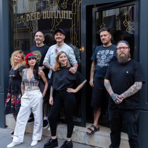 L’équipe et le local du studio de tatouage à Paris La Bête Humaine