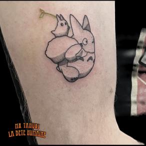 Peter Galt, tatoueur à Paris - Petit tattoo en noir et gris inspiré du studio Ghibli